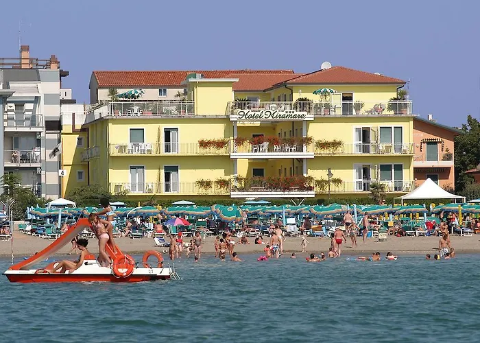 Hotel Eraclea Mare 3 stelle con piscina: la scelta perfetta per un soggiorno rilassante