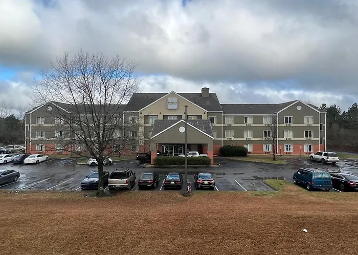 Top Fairfield University Hotels