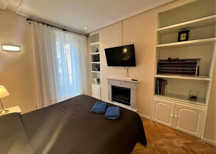 Mejores Hoteles Económicos en Callao, Madrid