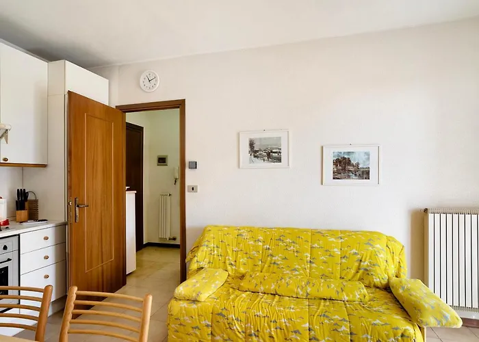 Hotel Borghetto a Borghetto Santo Spirito: la tua oasi di relax sulla costa italiana
