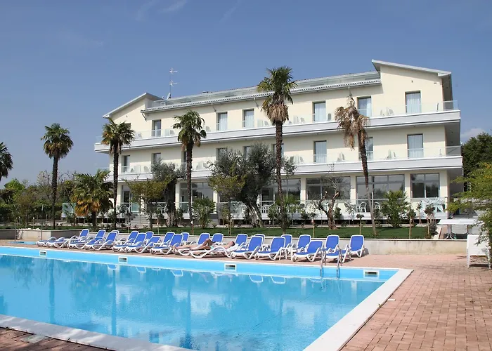 Hotel Moniga del Garda: Ideali sistemazioni per il tuo soggiorno a Moniga del Garda