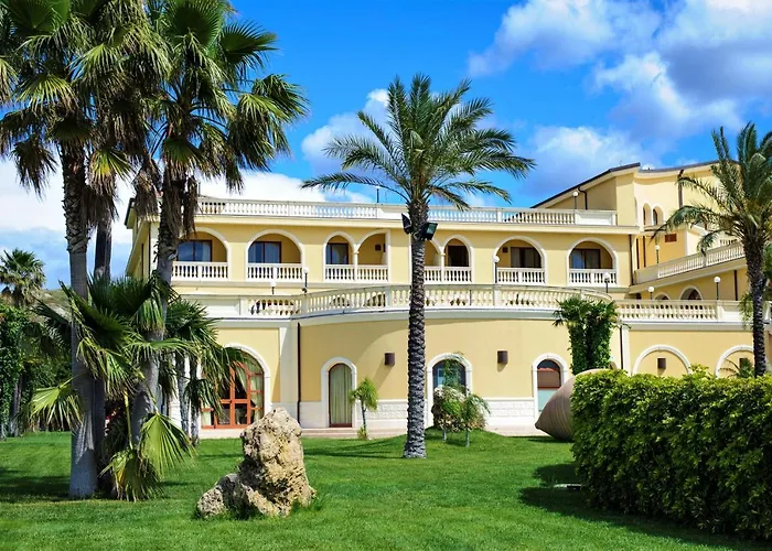 Benvenuti all'Hotel Ristorante Parco dei Principi a Roccella Ionica